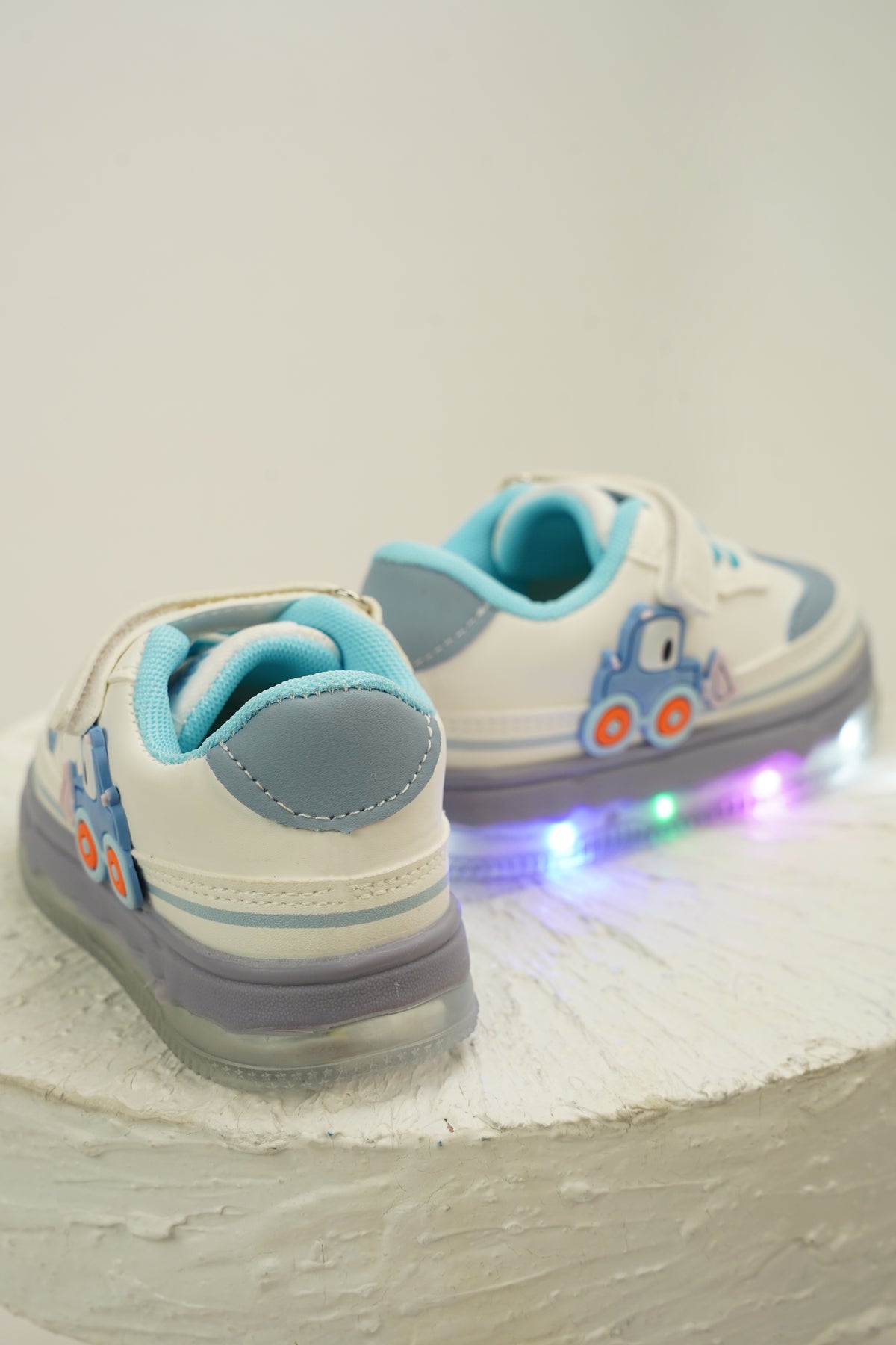 Boy's Sneakers