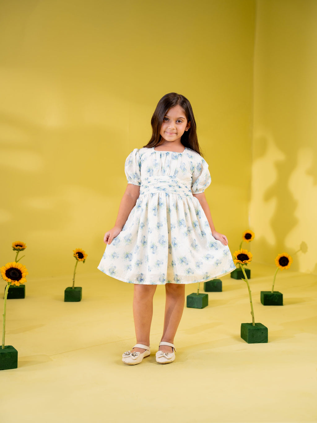 Girl's Dress