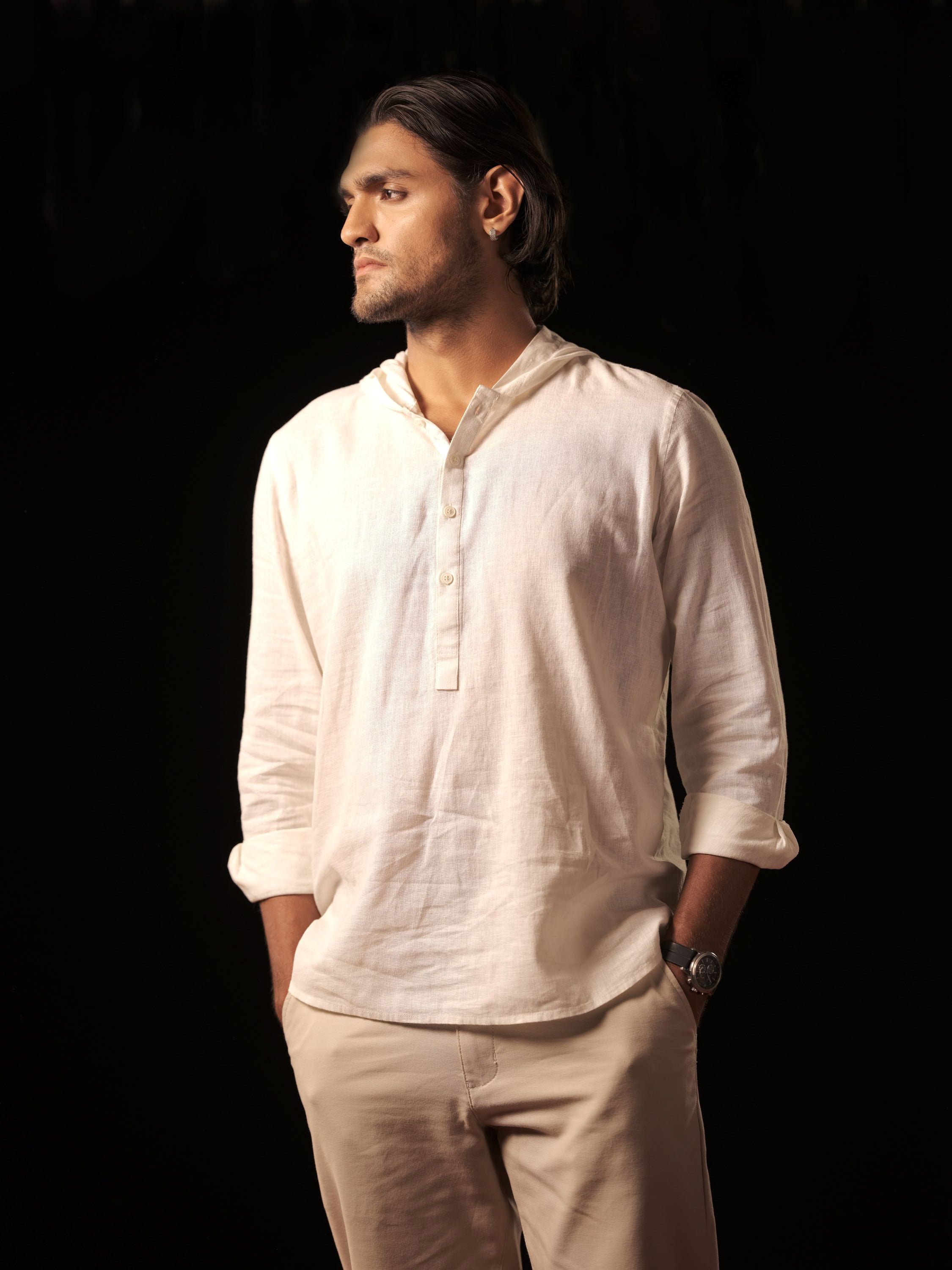 Galatyr fohishalar Kindikdagi mushuk