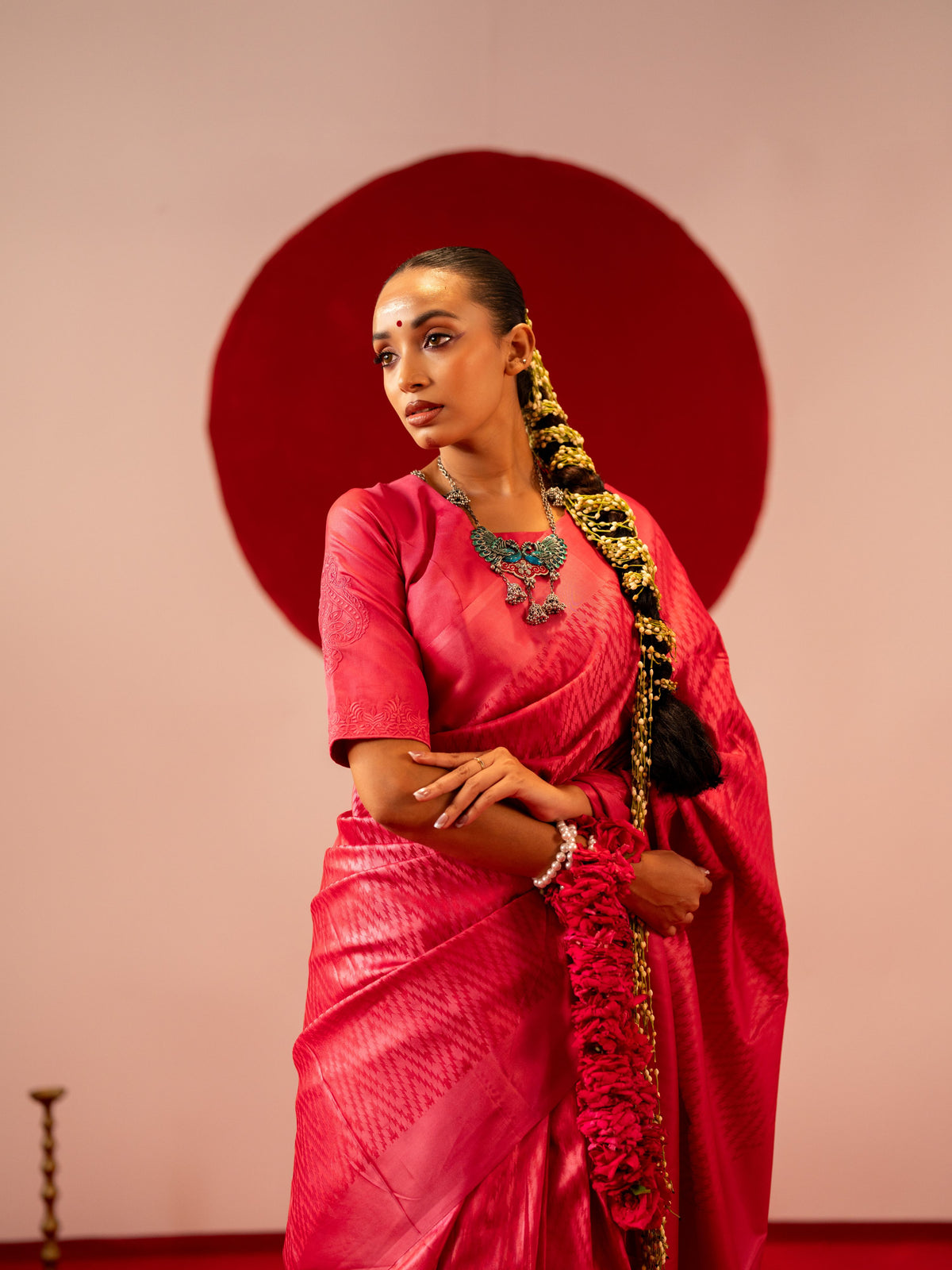 Women's Dazzle Saree