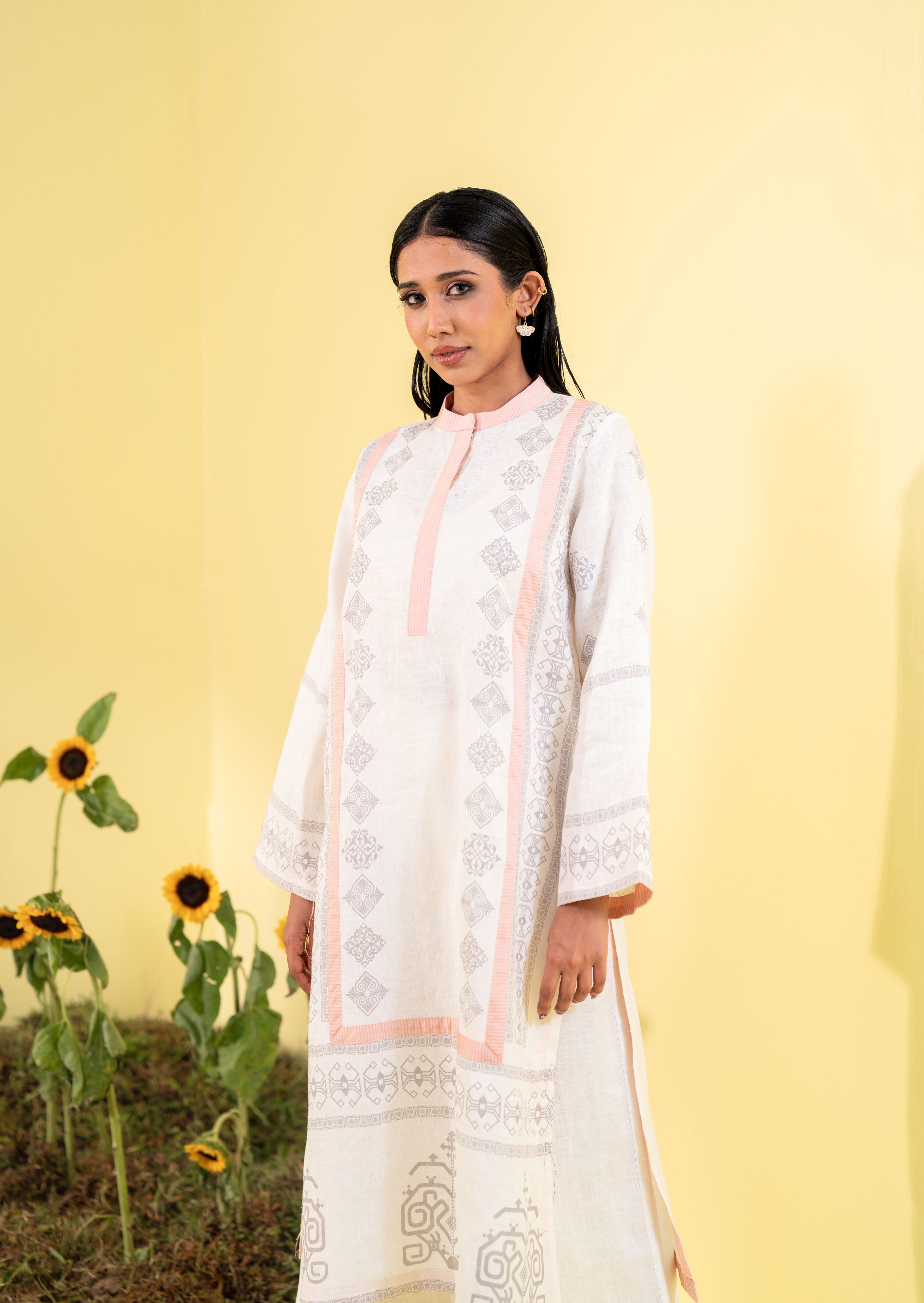 Off White Women's Ethnic Top