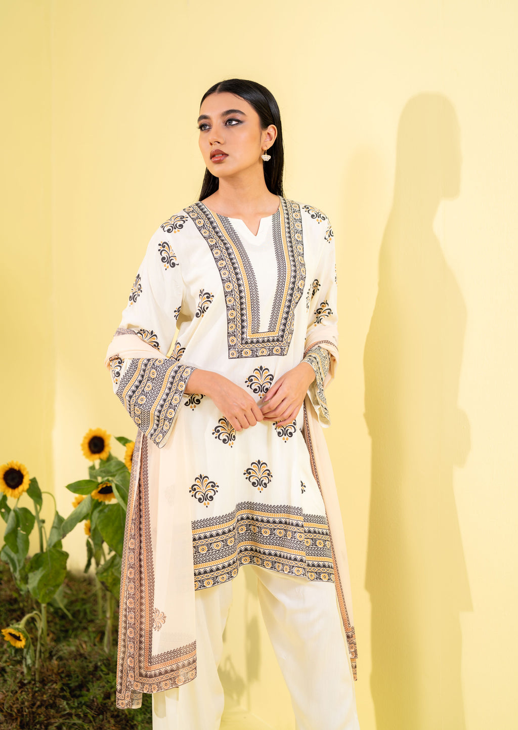 Women's 3 Piece Suit Egg Shell